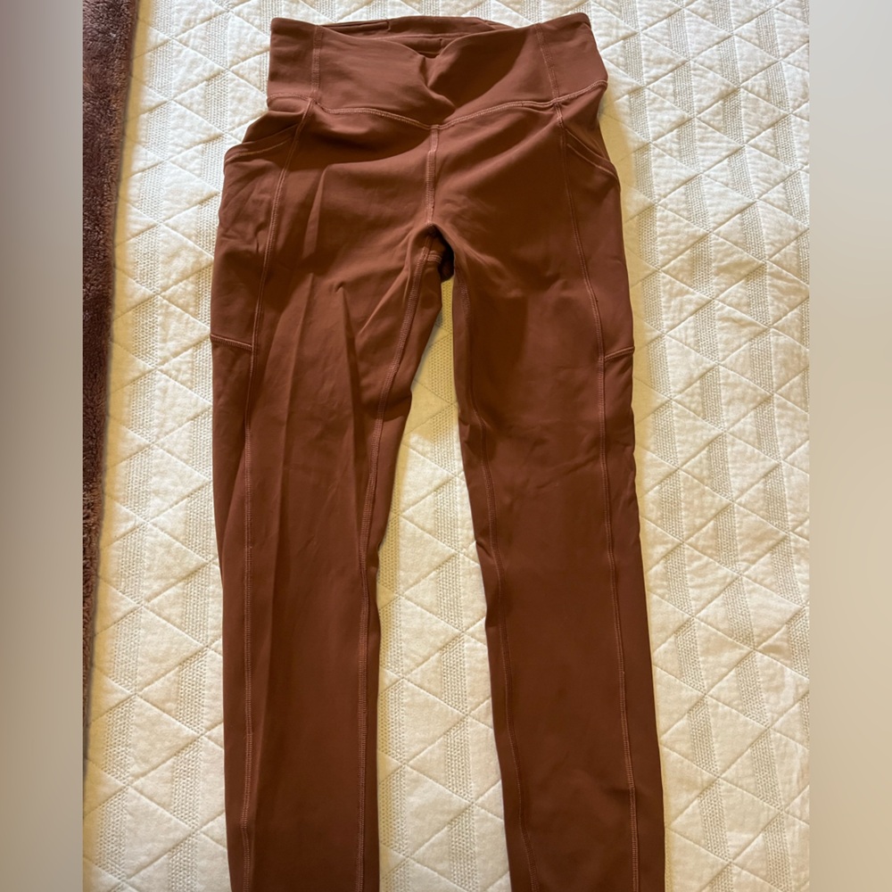 Lululemon women’s invigorate tight size 6